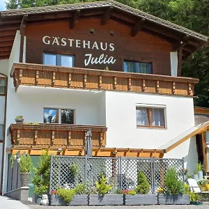 gaestehaus-julia.ischgl-hotels.net/